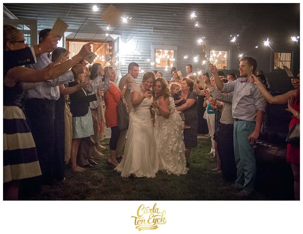 BARN_AT_WALNUT_HILL_MAINE_WEDDING_C10_-100