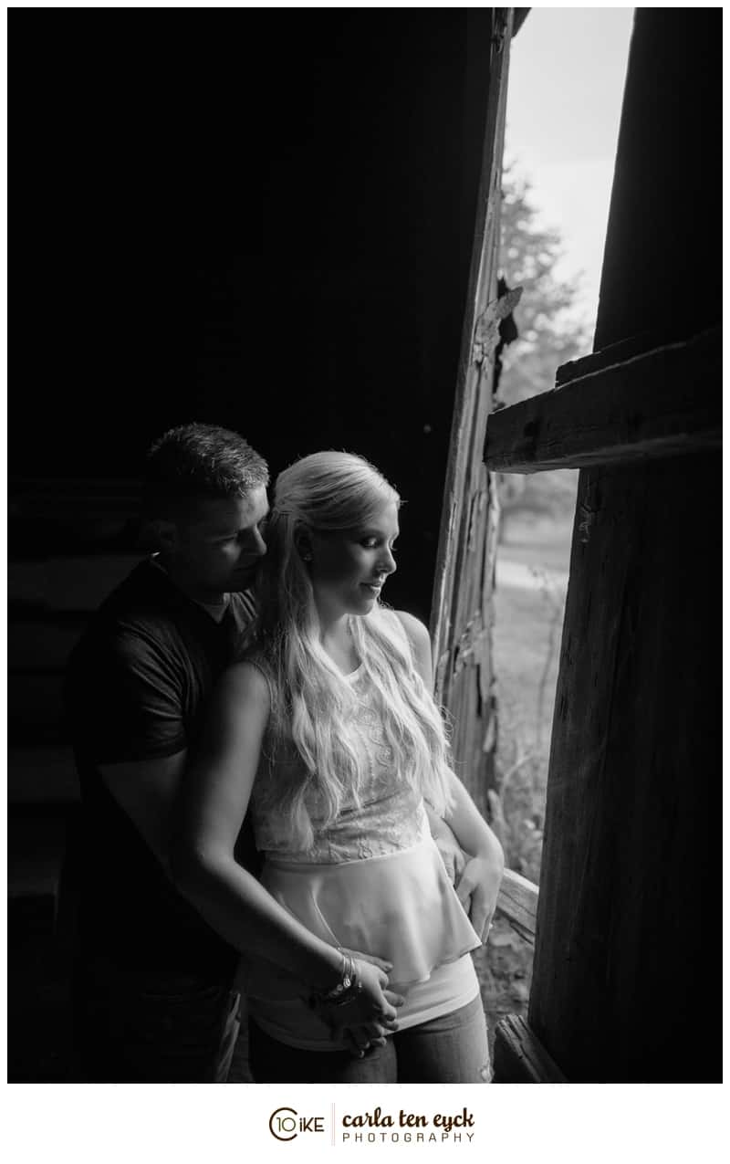 Carla-Ten-Eyck-Rustic-CT-Engagement_0102