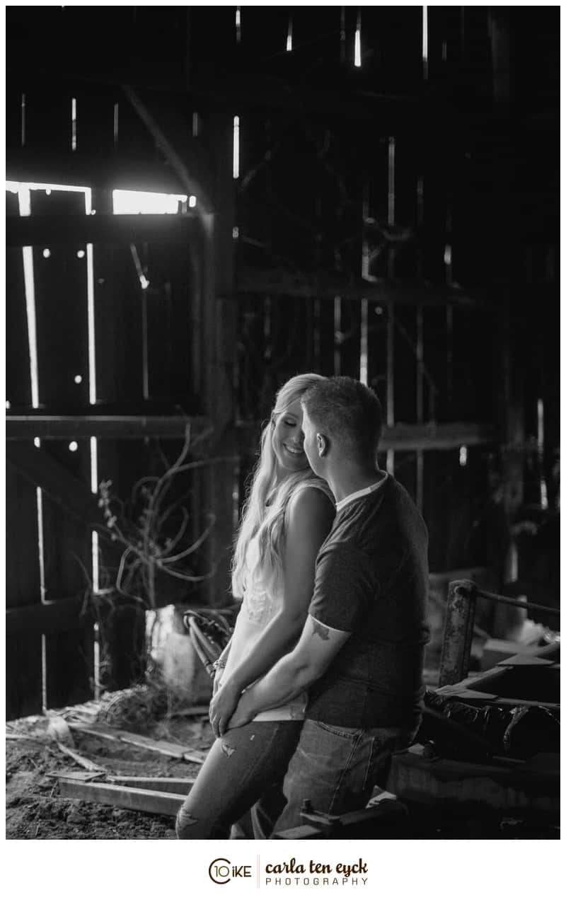 Carla-Ten-Eyck-Rustic-CT-Engagement_0112