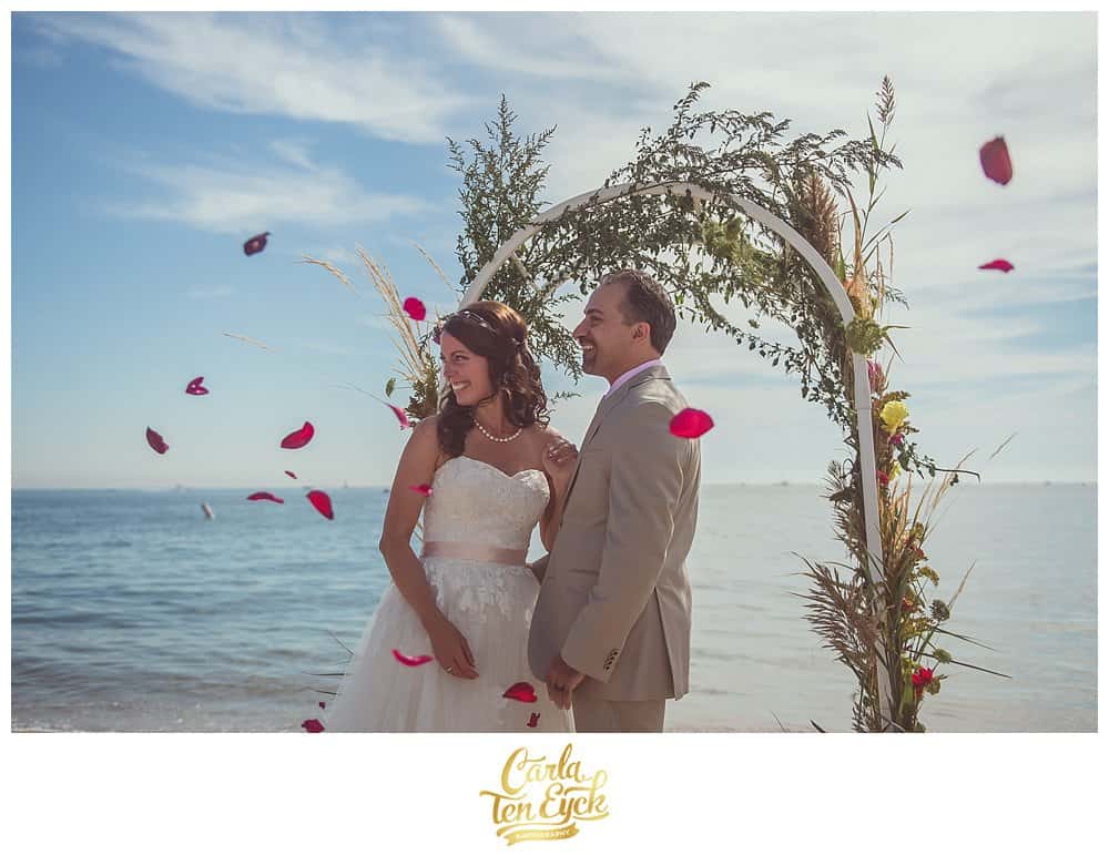 BEACH_ELOPEMENT_CARLA_TEN_EYCK_012