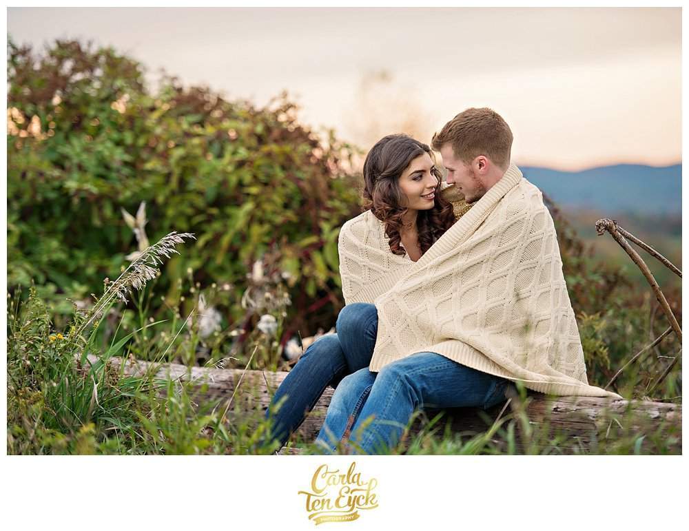 GOUVEIA_VINEYARD_AUTUMN_ENGAGEMENT_CARLA_TEN_EYCK_-13