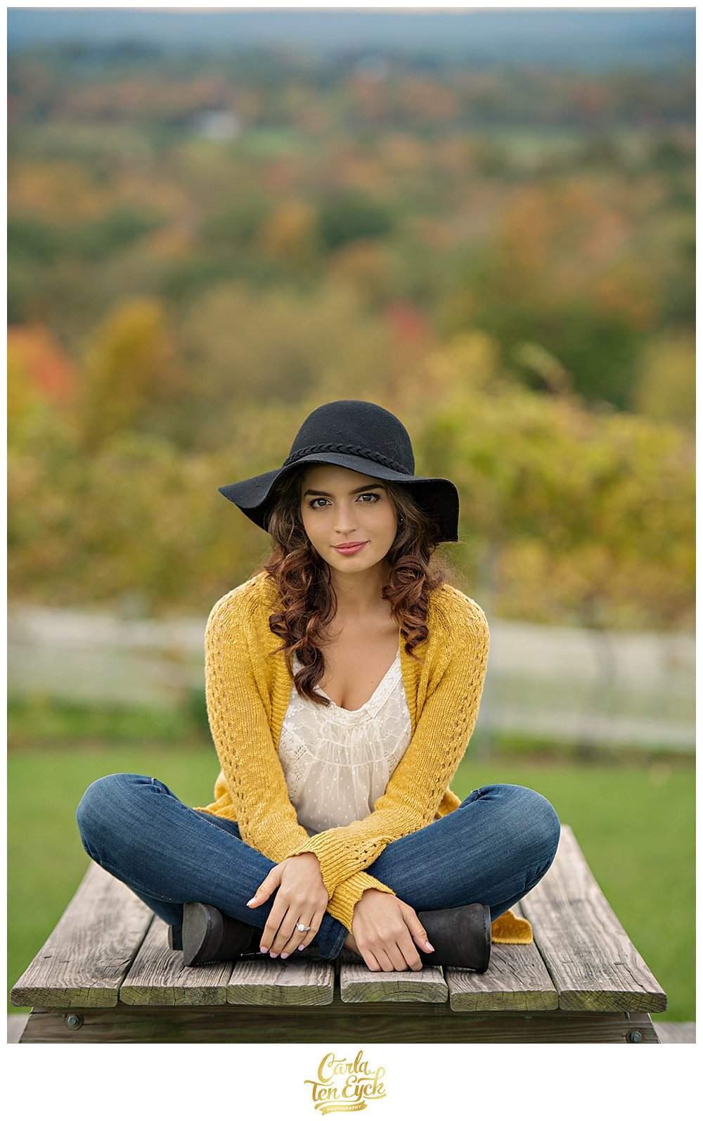 GOUVEIA_VINEYARD_AUTUMN_ENGAGEMENT_CARLA_TEN_EYCK_-2