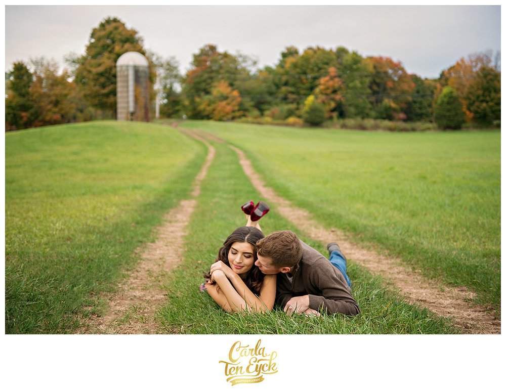 GOUVEIA_VINEYARD_AUTUMN_ENGAGEMENT_CARLA_TEN_EYCK_-27