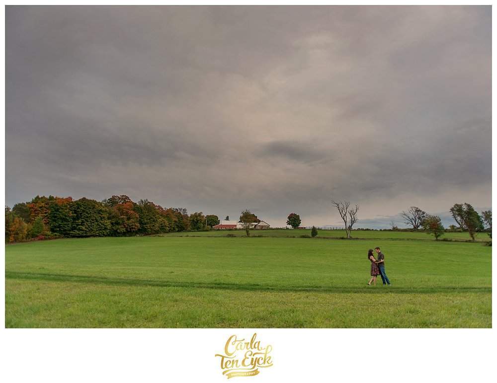 GOUVEIA_VINEYARD_AUTUMN_ENGAGEMENT_CARLA_TEN_EYCK_-31