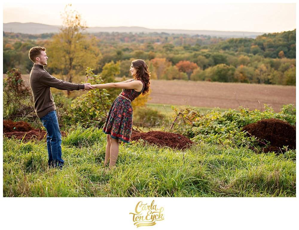 GOUVEIA_VINEYARD_AUTUMN_ENGAGEMENT_CARLA_TEN_EYCK_-46