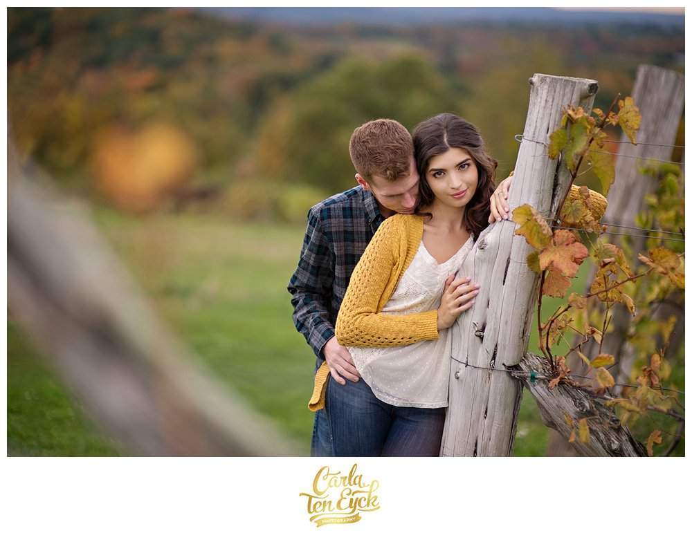 GOUVEIA_VINEYARD_AUTUMN_ENGAGEMENT_CARLA_TEN_EYCK_-9
