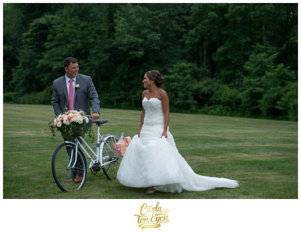 LORD-THOMPSON-MANOR-WEDDING-CARLA-TEN-EYCK_-38