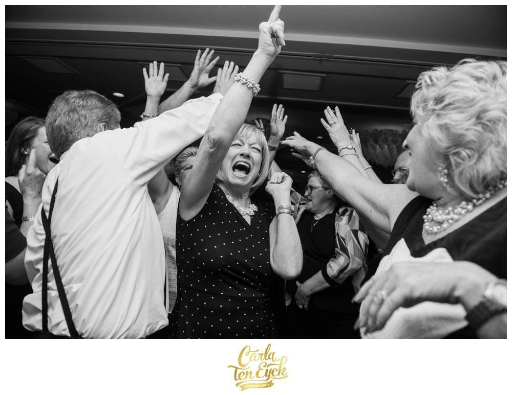 SAYBROOK_POINT_INN_WEDDING_CARLA_TEN_EYCK_-53