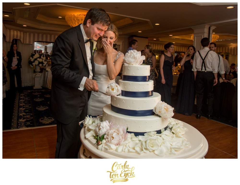 SAYBROOK_POINT_INN_WEDDING_CARLA_TEN_EYCK_-54