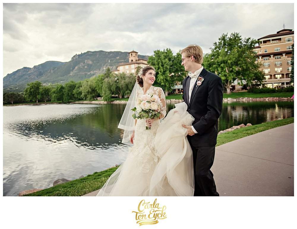 BROADMOOR-HOTEL-WEDDING-COLORADO-CARLA-TEN-EYCK-042