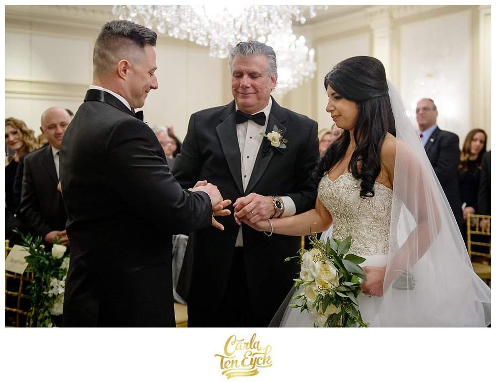 COUNTRY-CLUB-WEDDING-CARLA-TEN-EYCK-025