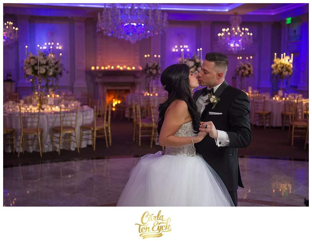 COUNTRY-CLUB-WEDDING-CARLA-TEN-EYCK-030