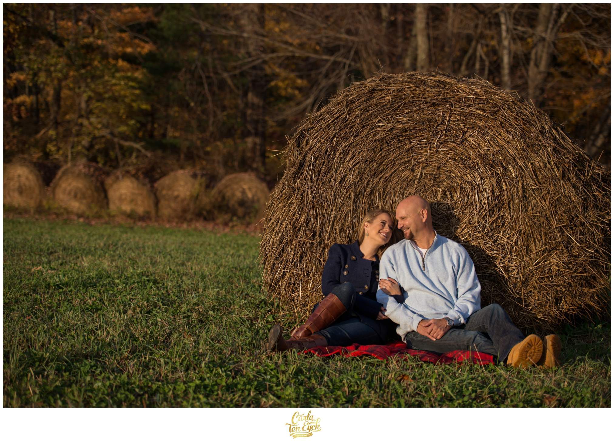 NEW-ENGLAN-AUTUMN-ENGAGEMENT-CARLA-TEN-EYCK--14