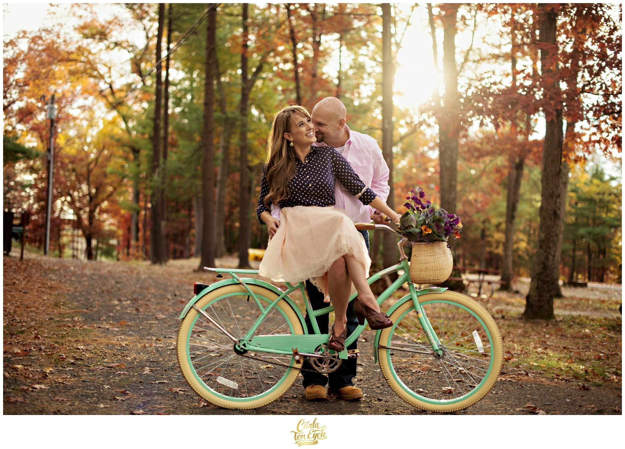 NEW-ENGLAN-AUTUMN-ENGAGEMENT-CARLA-TEN-EYCK--9