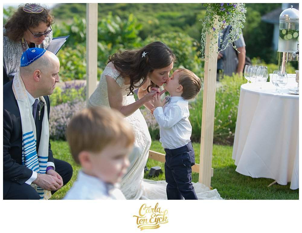 INTIMATE_OCEAN_HOUSE_WEDDING_CARLA_TEN_EYCK_-30