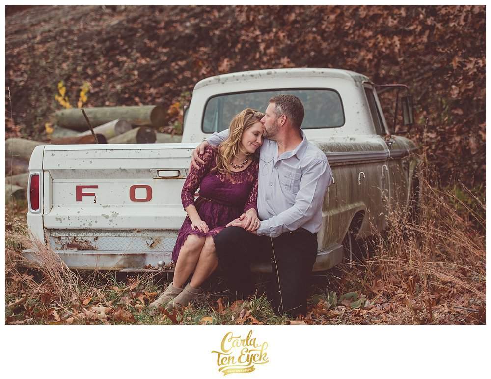 NEW-ENGLAND-FARM-ENGAGEMENT-CARLA-TEN-EYCK--13