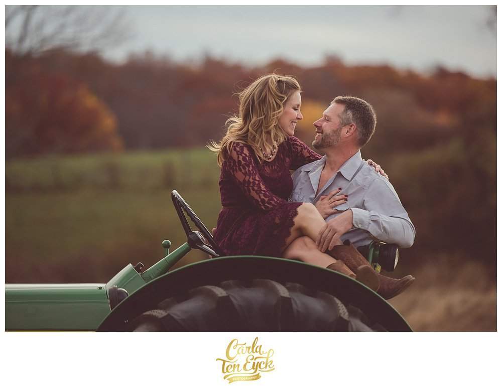 NEW-ENGLAND-FARM-ENGAGEMENT-CARLA-TEN-EYCK--3