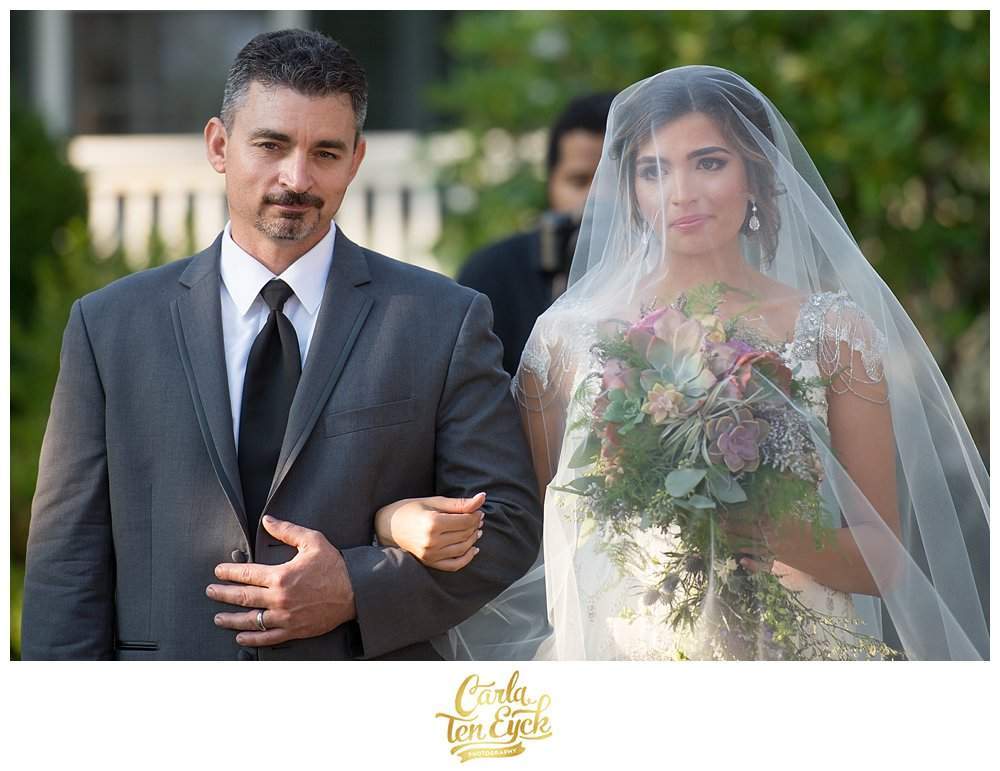 MYSTIC-CT-TENTED-WEDDING-CARLA-TEN-EYCK-30