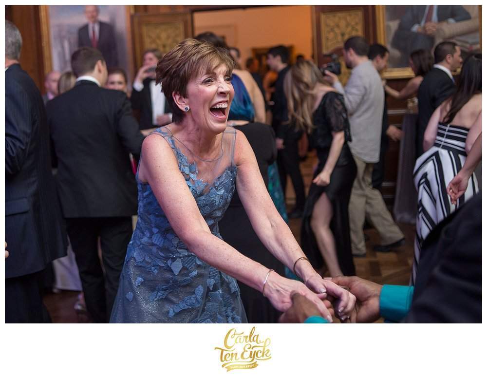 PRATT-HOUSE-NYC-WEDDING-CARLA-TEN-EYCK-91