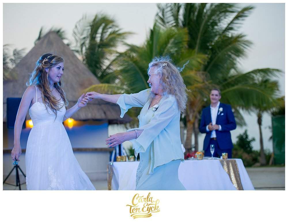 CANCUN-MEXICO-WEDDING-CARLA-TEN-EYCK-51