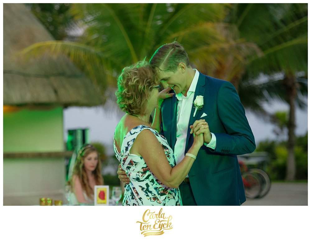 CANCUN-MEXICO-WEDDING-CARLA-TEN-EYCK-52
