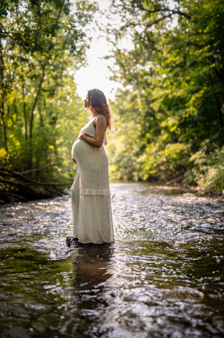 Maternity session in the Hog River Hartford CT