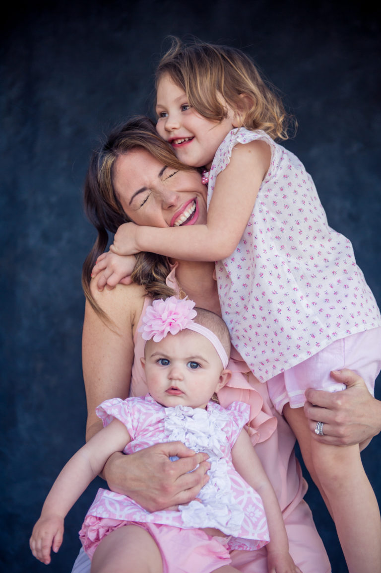 Mother's Day mini session with hand painted backdrop in Hartford CT