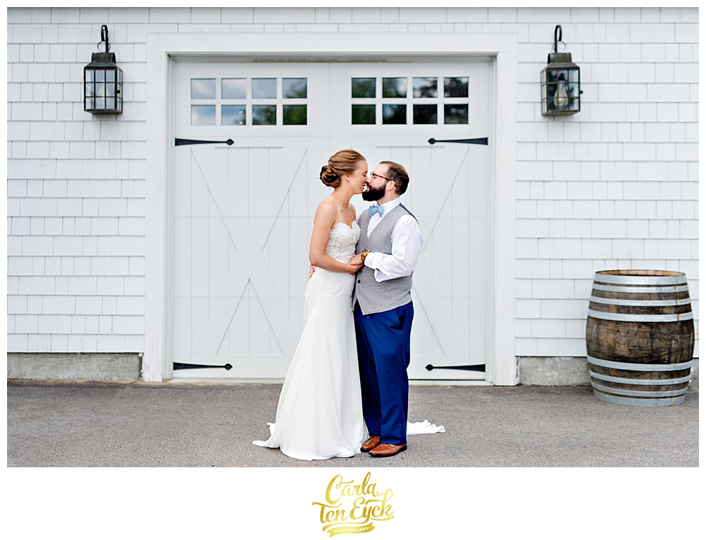 Bride and groom at Jonathan Edwards winery wedding in North Stonington CT