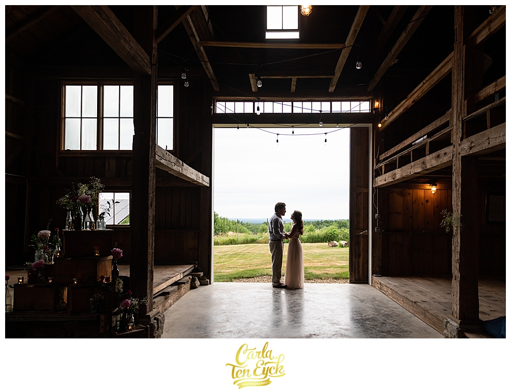 Micro wedding during covid 19 in Massachusetts