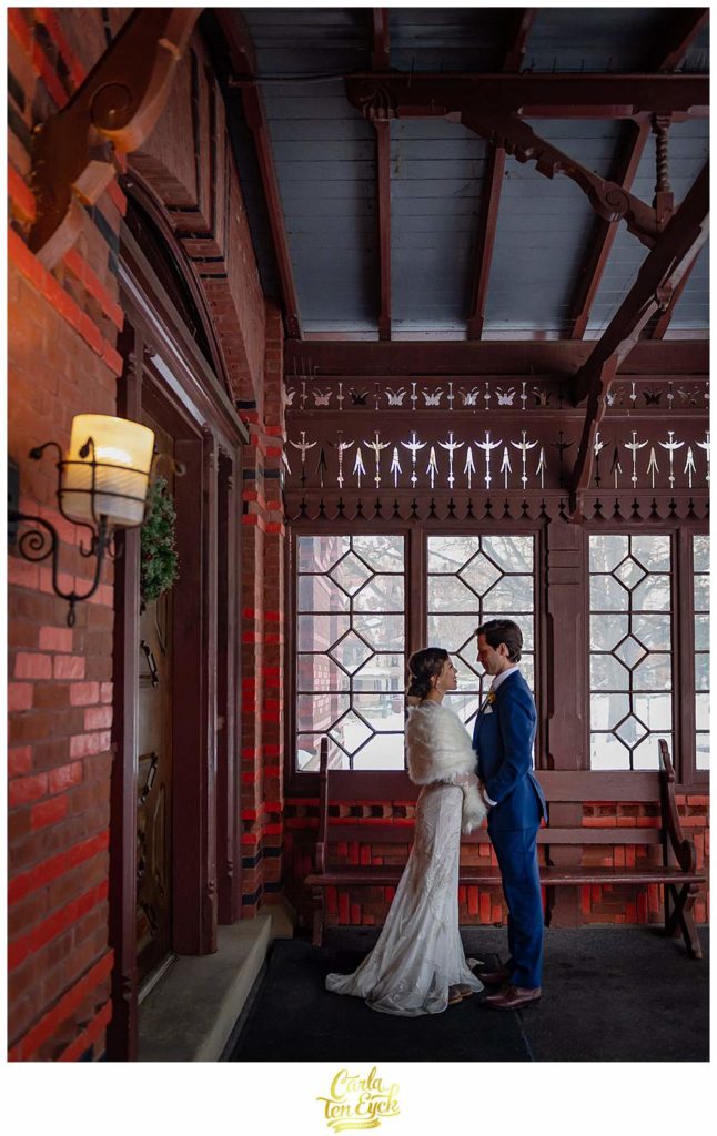 Winter Mark Twain House wedding in Hartford CT